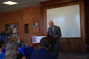 Former Congressman Lee Hamilton describes foreign policy challenges facing the Obama Administration.